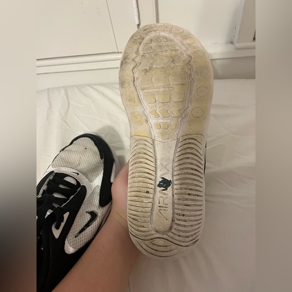 Nike Air Max Bolt. Black and White. Size 9. - Picture 4 of 11